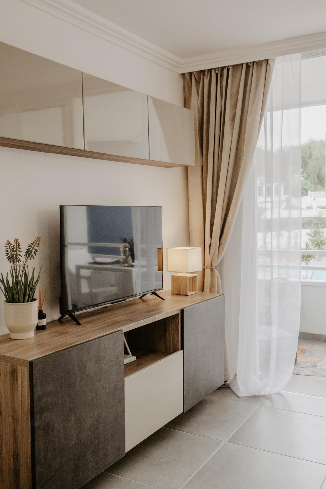 Sunny Escape - Park In Golf Del Sur Tenerife Appartamento San Miguel de Abona